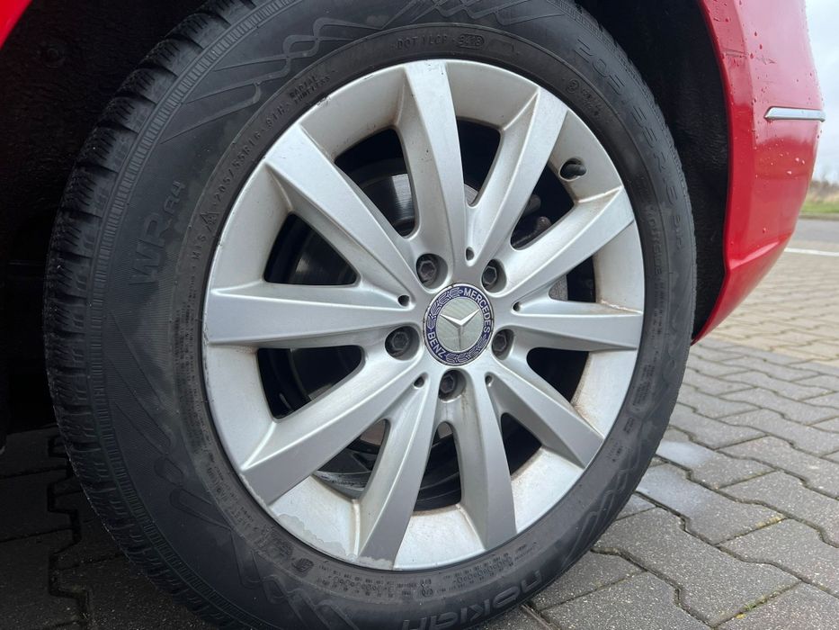 Salon Polska Mercedes b klasa