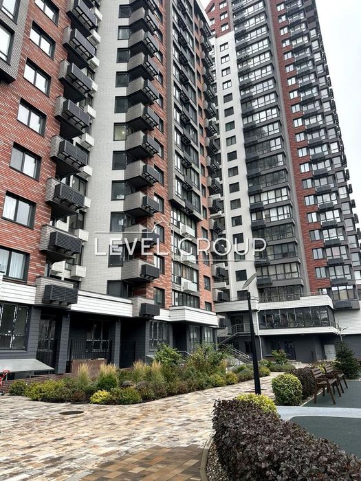 Продається 1-кімнатна квартира з якісним ремонтом і меблями в ЖК West House (бізнес-клас, Голосіївський район).