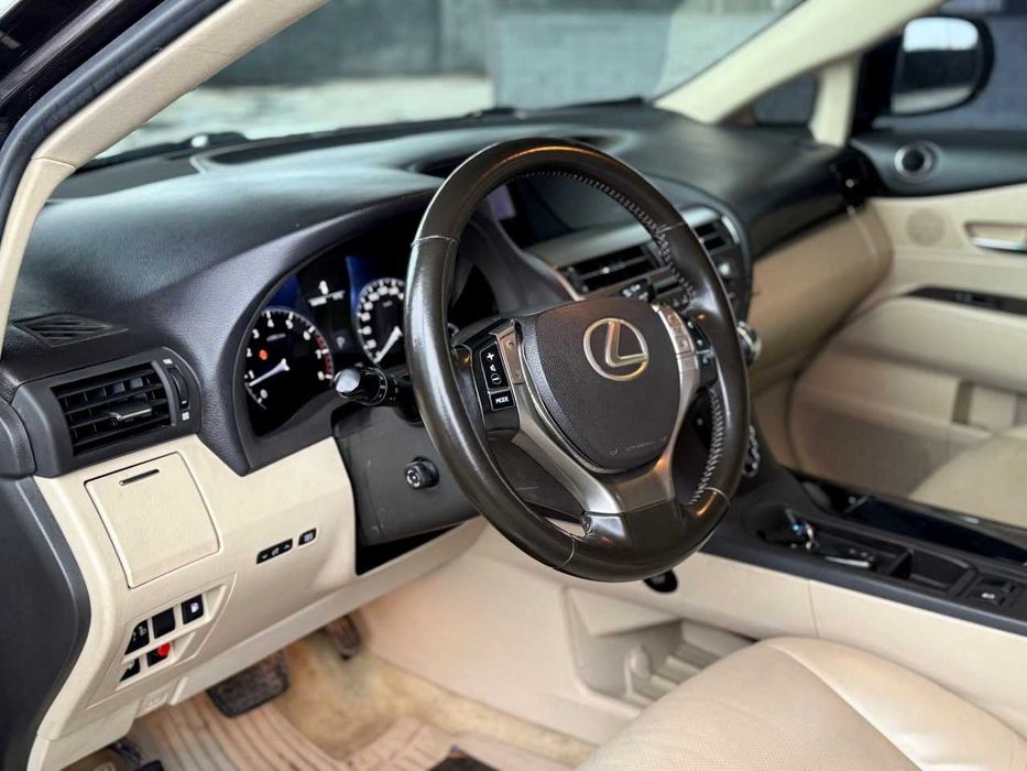 Продам  Lexus RX 2013. Можна в розстрочку, під викуп.