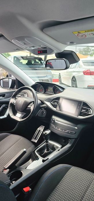 Peugeot 308 PureTech 130 Stop & Start Style
