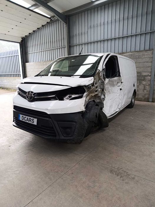 TOYOTA PROACE 1.5D C/IVA DEDUTIVEL