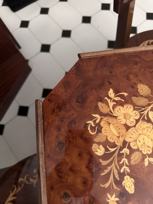 Mesa de jogo estilo inglês