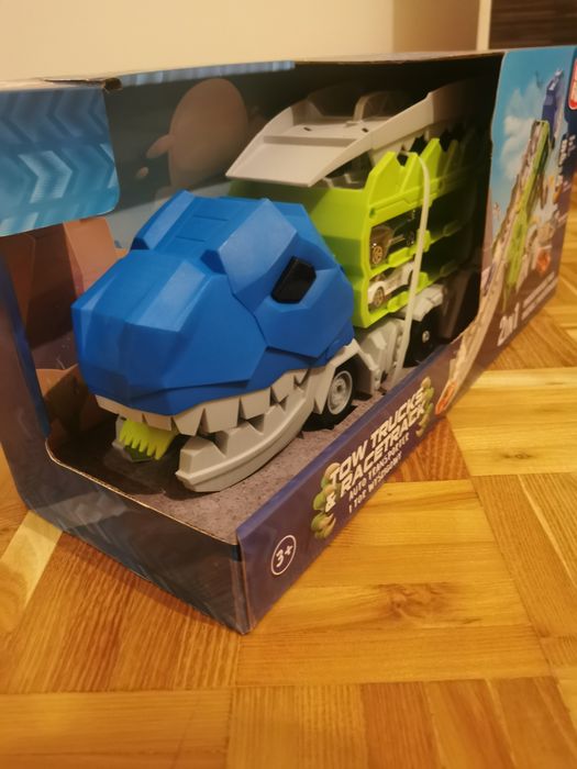 Nowy Dinozaur auto transporter z Torem Wyścigowym na prezent