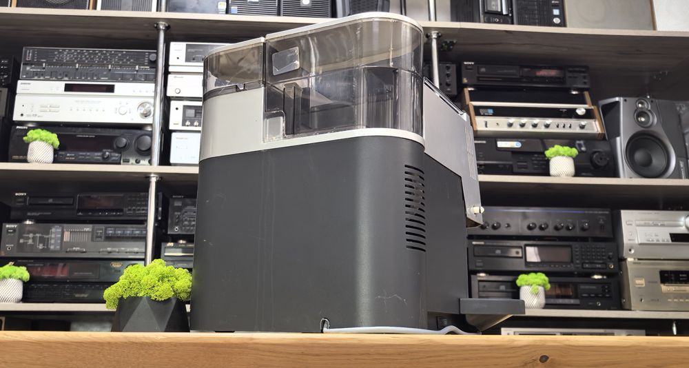 Кавова машина Saeco Royal Cappuccino