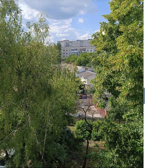 2 кімнатна квартира "чешка" в тихому центрі