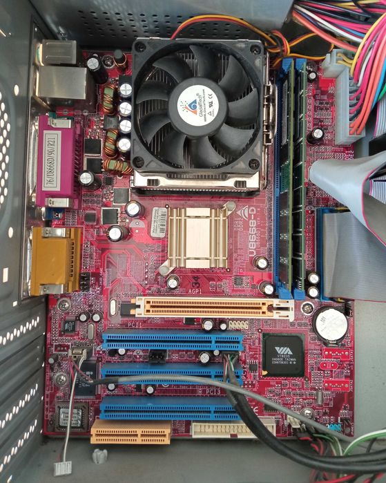 Komputer stacjonarny Intel Pentium 4 Dysk 400GB