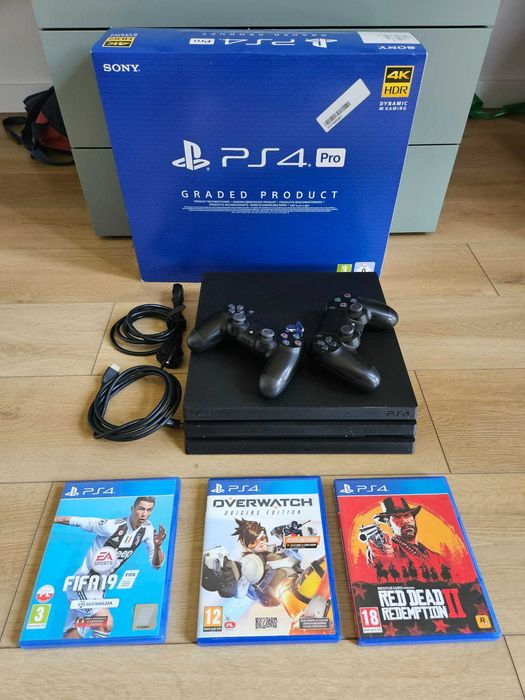 PlayStation 4 Pro (Graded Product) + 2 Pad + 3 Gry – Świetny Zestaw!