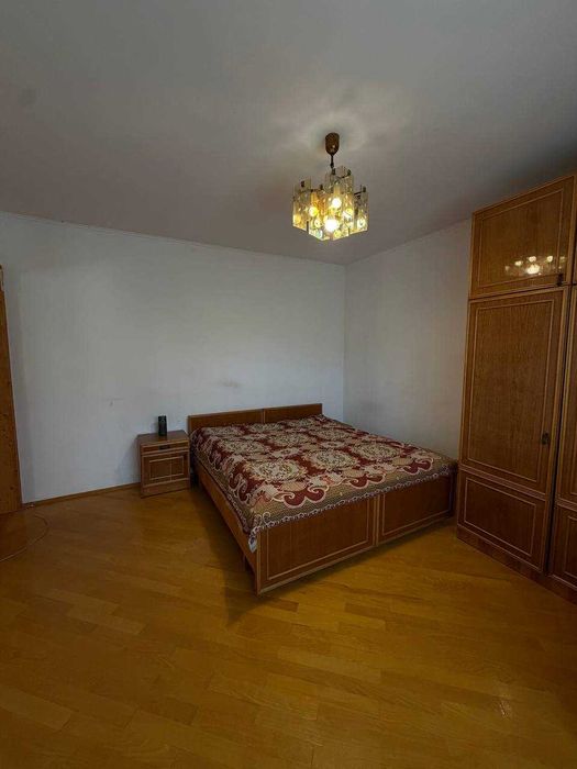 Продаю 3к.квартиру біля парку