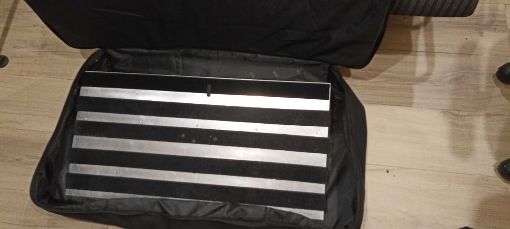 Pedalboard com saco de transporte