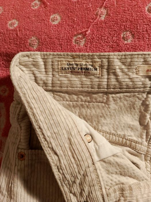 Світлі вільветові джинси Levis оригінал
