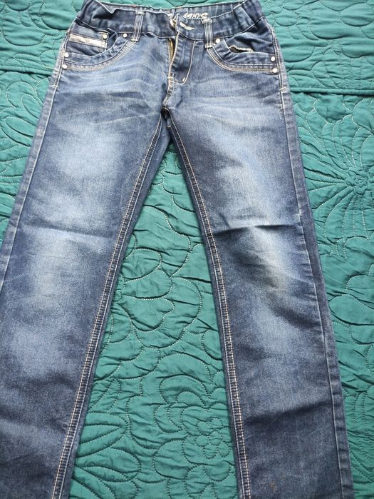 Spodnie chłopięce rozmiar 152