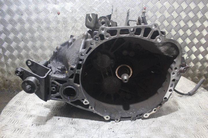 SKRZYNIA BIEGÓW 6 TOYOTA COROLLA VERSO E120 2.2D4D