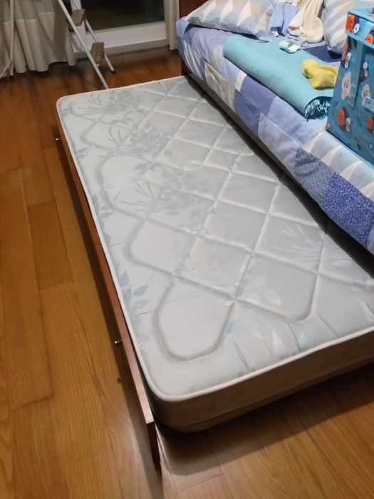 Estudio com cama de casal