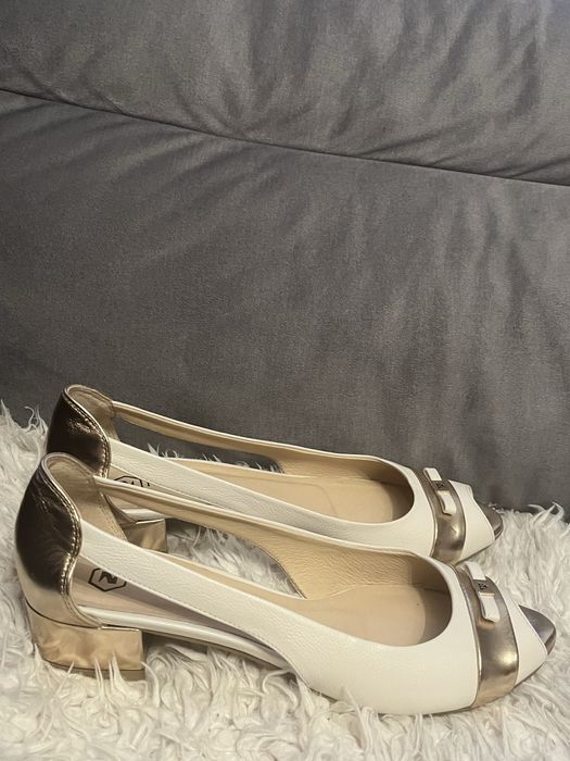 Buty damskie biało złote