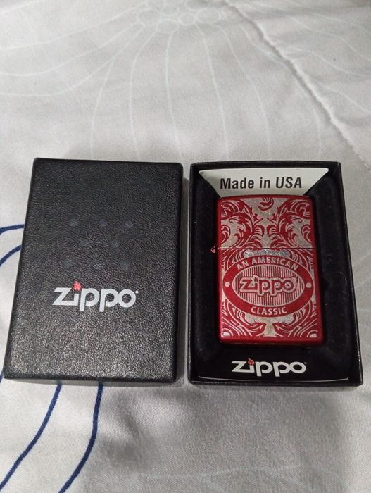 Isqueiro ZIPPO em bom estado