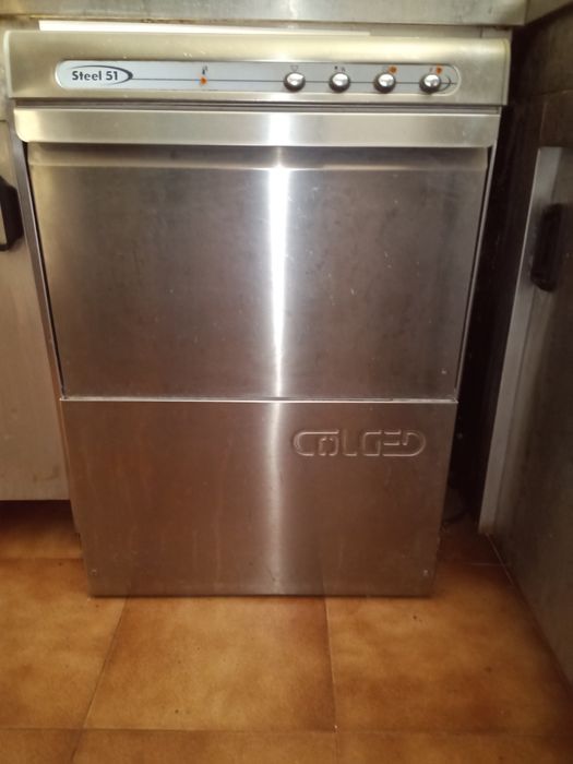 Máquina Lavar Louça Industrial Inox - COLGED Steel 51