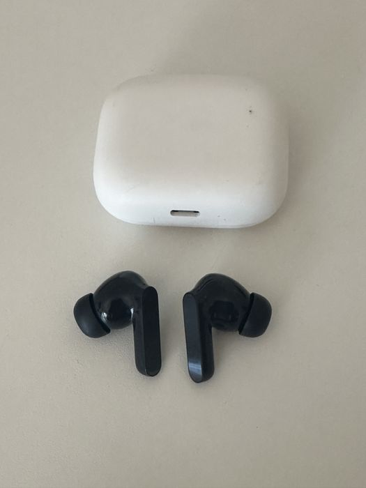 Motorola Moto Bus Azul Starlight com cancelamento de ruído.