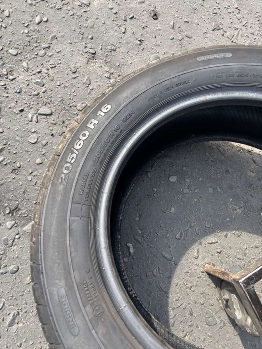 Шини 205/60 R16 пара Continental  літо, 6,7мм