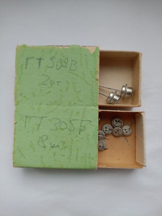 Продам  КУ201Л  ГТ305Б МП21 КТ315 та інше, ціна вказана за все