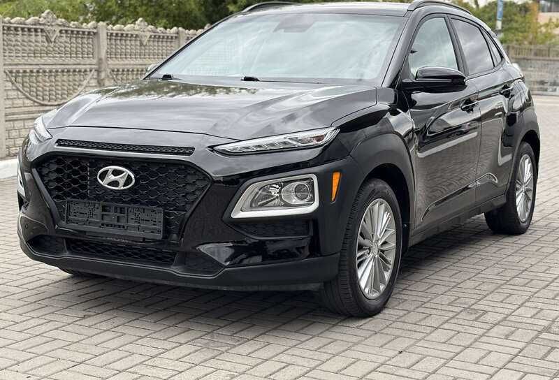 Hyundai Kona SEL