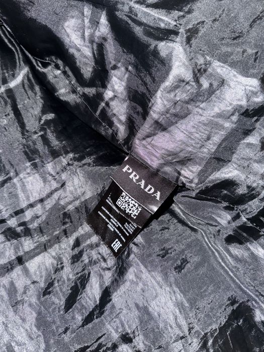 Пуховик Prada