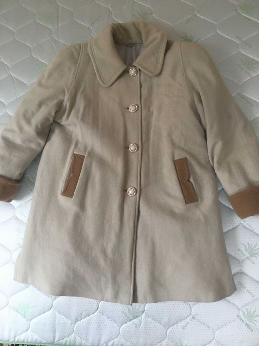 Пальто    жіноче демісезонне