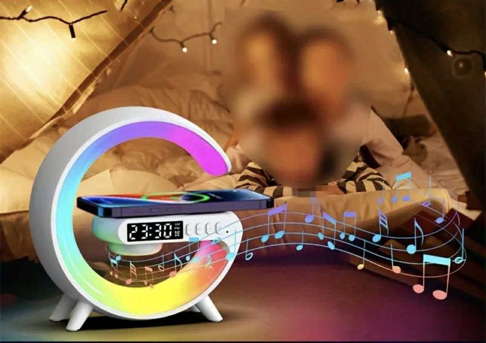 Lampka LED z budzikiem i ładowarką indukcyjną głośnik RGB Night Light,