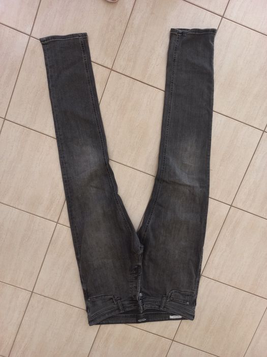 firmowe męskie spodnie jeans-JACK&JONES-33/34-L-elastyczne