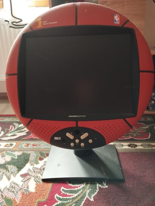 Tv dla konesera w oplocie NBA