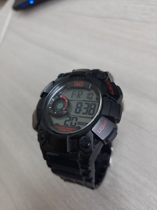 Часы Q&Q M176J002Y