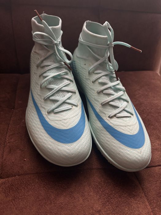 Сороконіжки розмір 40(26см)