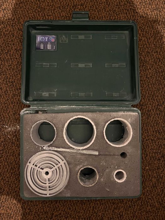 Frezy do betonu- skrzynka