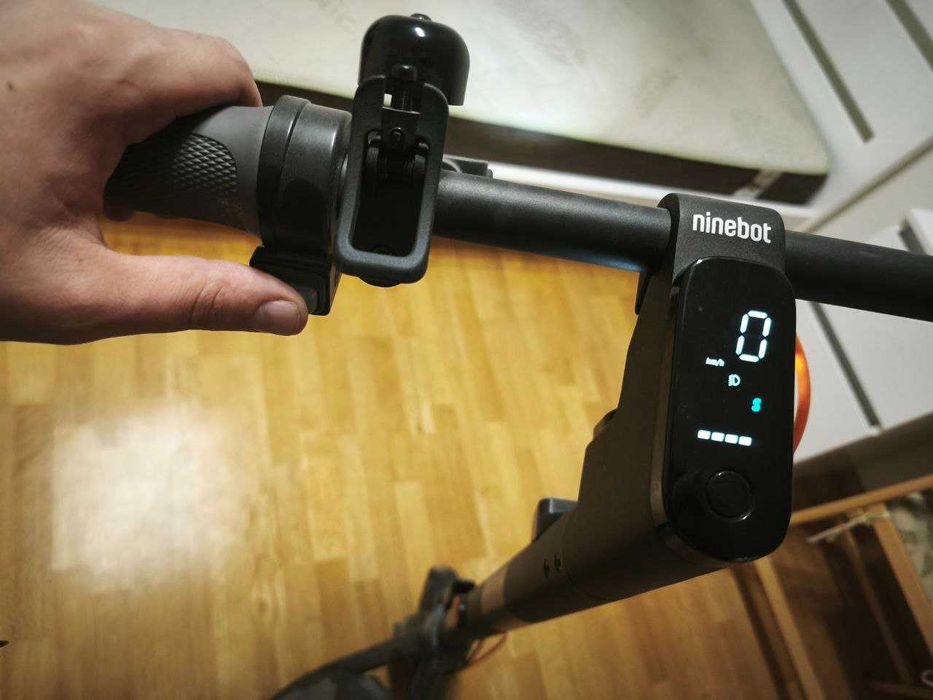 Електросамокат самокат скутер 400w Ninebot KickScooter F65D
