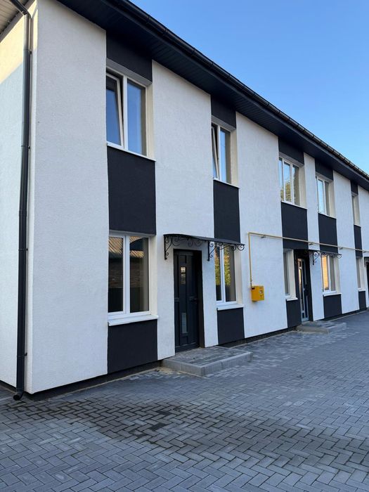 Продаж будинку,котеджу, танхаус