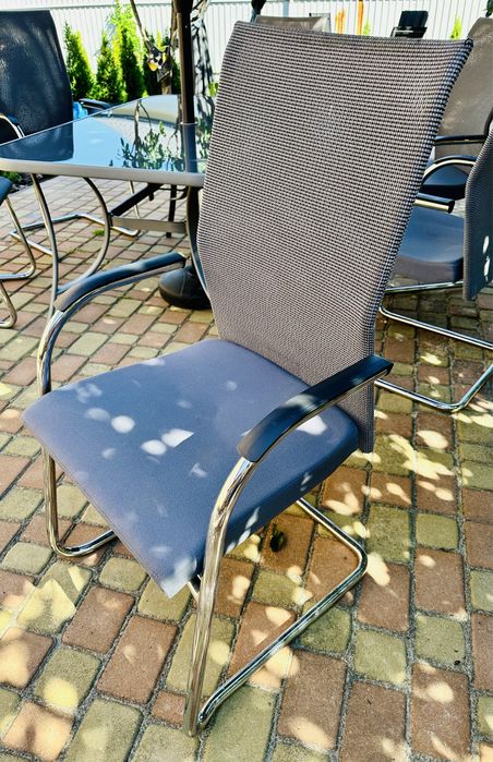 Крісло, стілець садовий / столовий / офісний