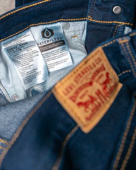 Levi’s 715 Bootcut W30 L34 – ciemny granat J081