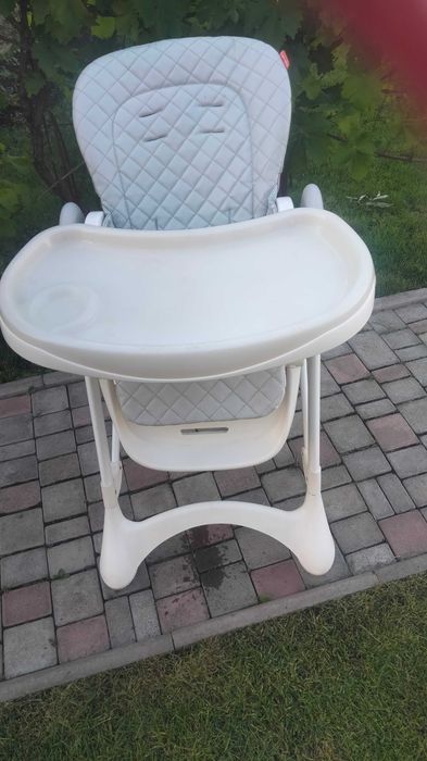 Продам стільчик для годування Carrello (Cloud Grey)