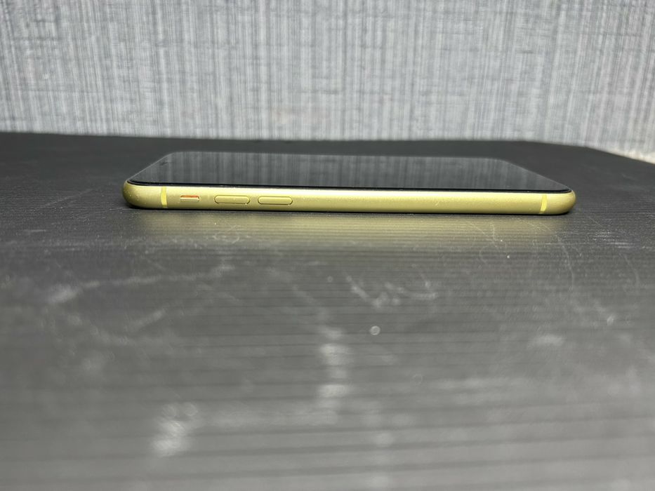Айфон Iphone 11 в ідеальному стані