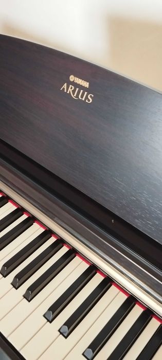 Piano Yamaha Arius ydp-161