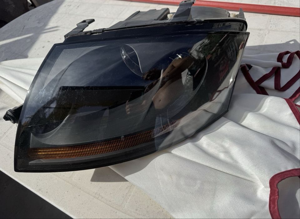 Oticas farol audi tt esquerda uma marca bosch