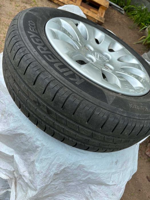Alufelgi z oponami Citroen 185/65R15 88H