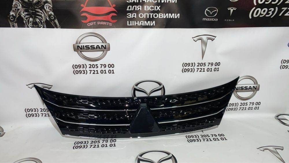 Outlander бампер  аутлендер 2022 2023 решетка накладка губа