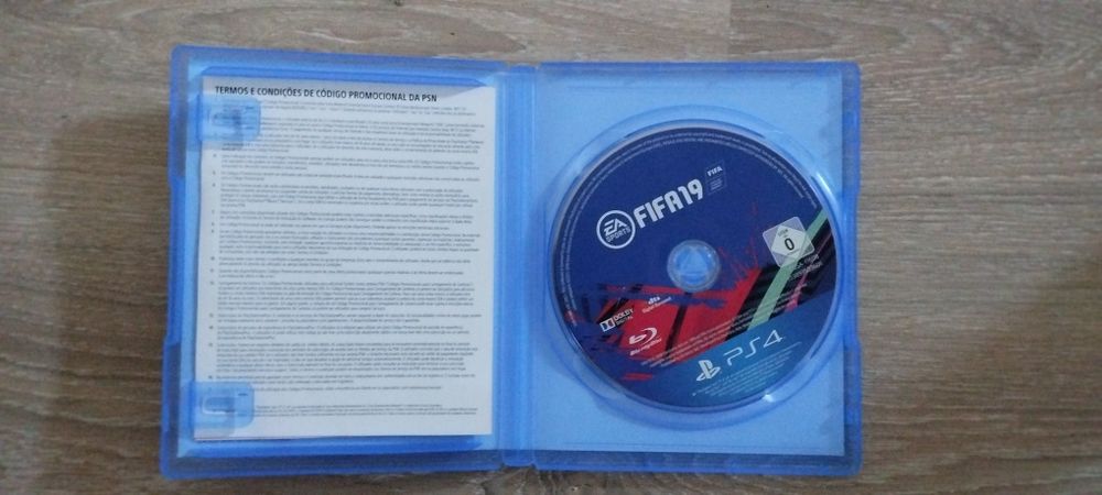 FIFA 2019 PS4 usado