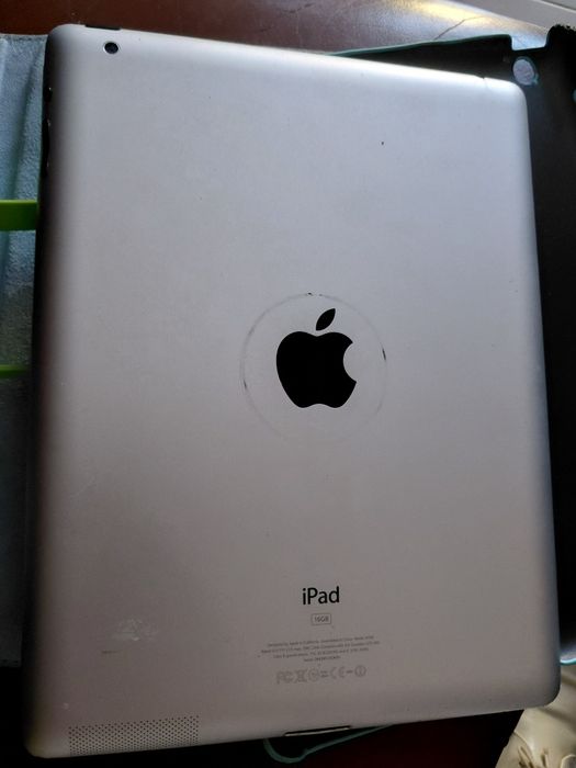Tablet aple 12p c/ carregador/capa impecavel