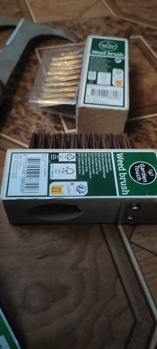 Przyrząd do usuwania chwastów