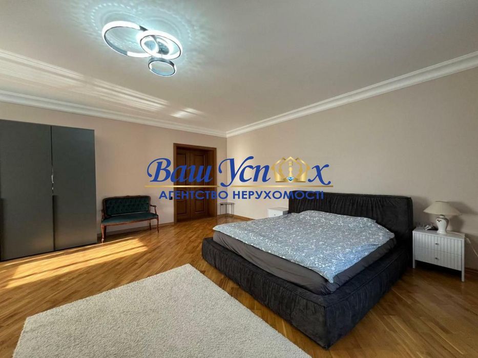 Продажа дома в Золотых Воротах с выходом на реку .Козин