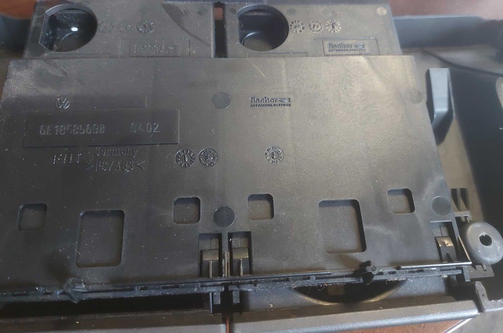 VW OE: 6E.185.8569.B, Uchwyt, Cup holder, Lupo