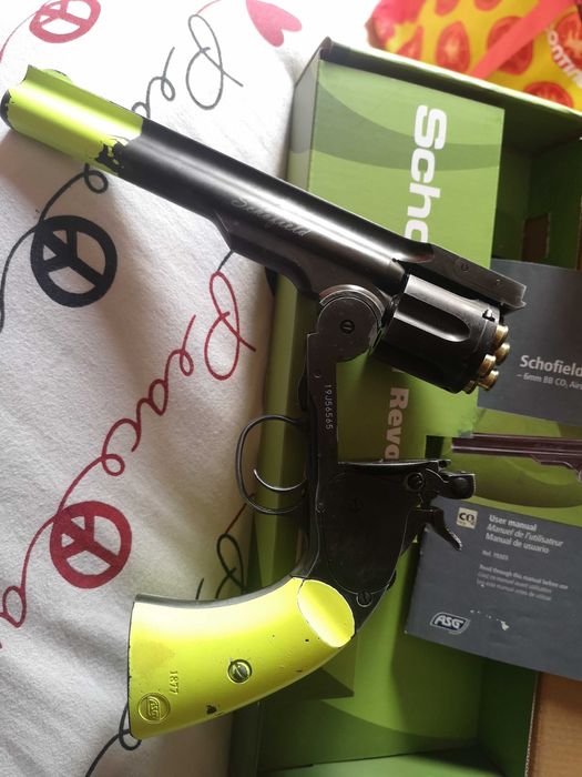 Revolver airsoft scholfield
