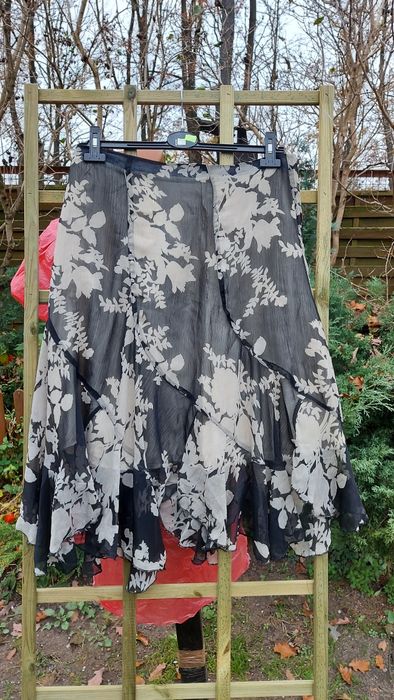 spódnica damska asymetryczna rozmiar L firma KATRIN