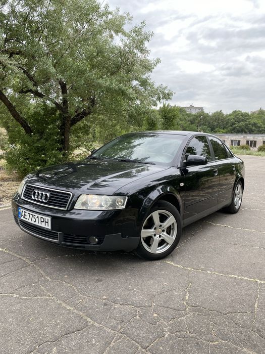 Audi a4b6……………….